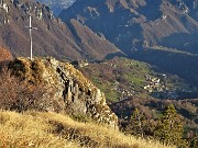 52 Dalla rocciosa anticima del Corno Zuccone vista panoramica sulla Val Taleggio